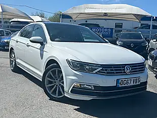 Used 2017 Volkswagen Passat R Line White - Interior and Exterior details 3