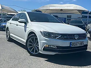 Used 2017 Volkswagen Passat R Line White - Interior and Exterior details 4