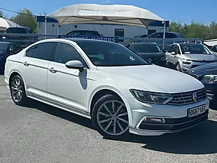 Used 2017 Volkswagen Passat R Line White - Interior and Exterior details 6
