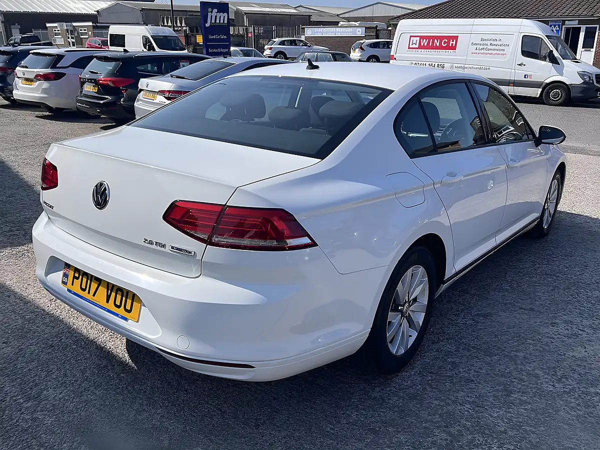 Used 2017 Volkswagen Passat S White - Interior and Exterior details 11
