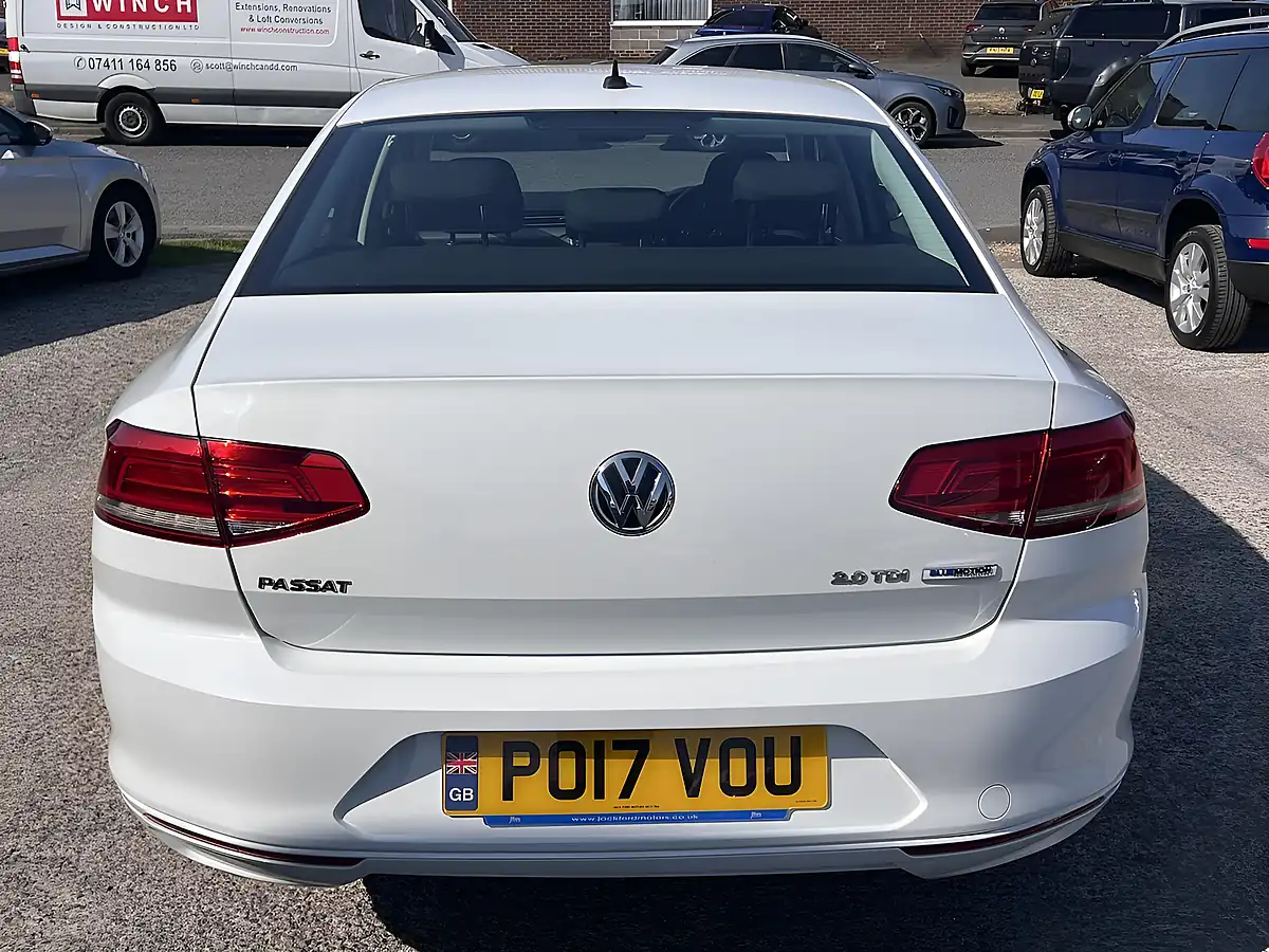 Used 2017 Volkswagen Passat S White - Interior and Exterior details 12