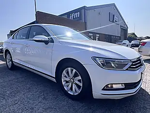 Used 2017 Volkswagen Passat S White - Interior and Exterior details 15