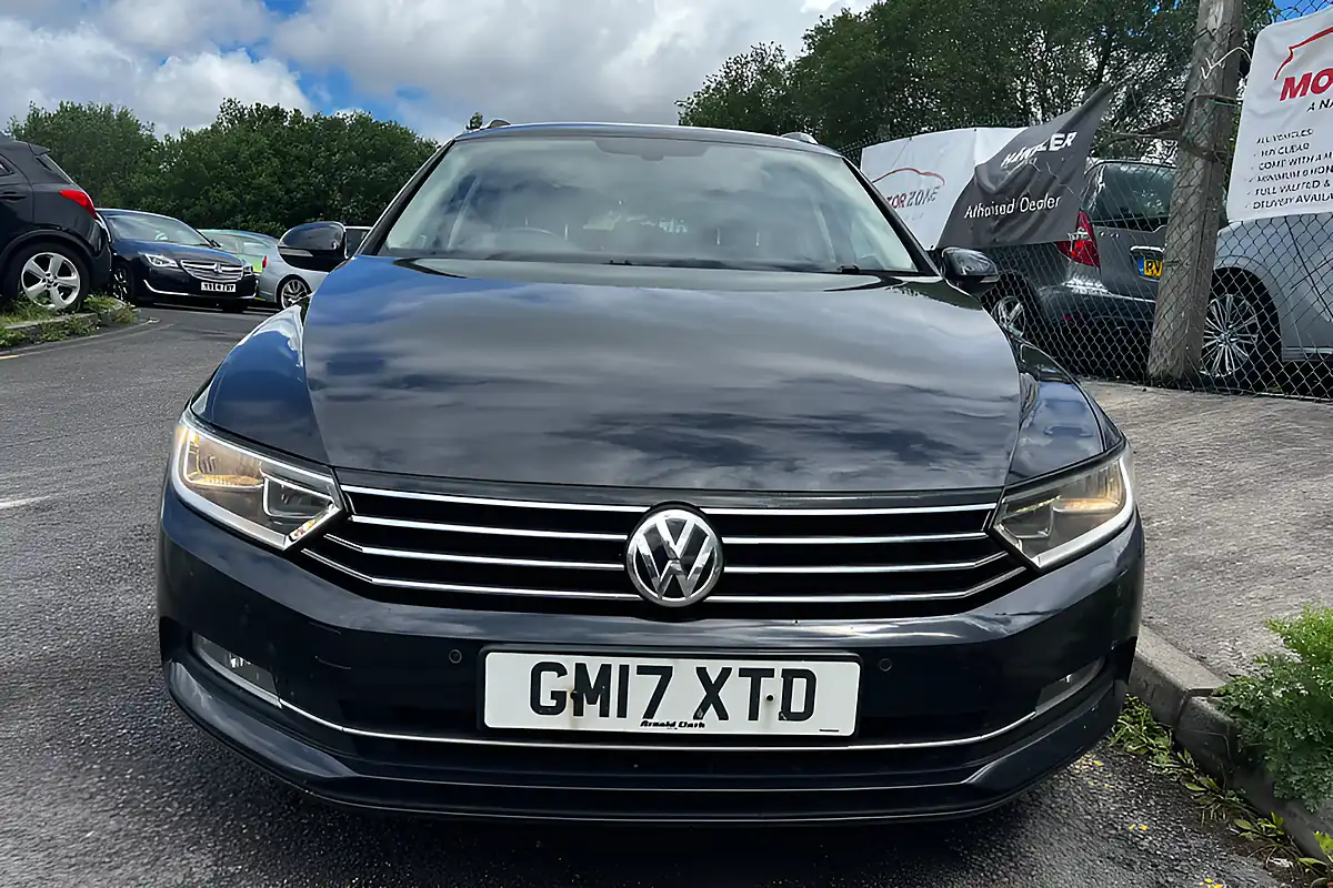 Used 2017 Volkswagen Passat Se Business Black - Interior and Exterior details 2
