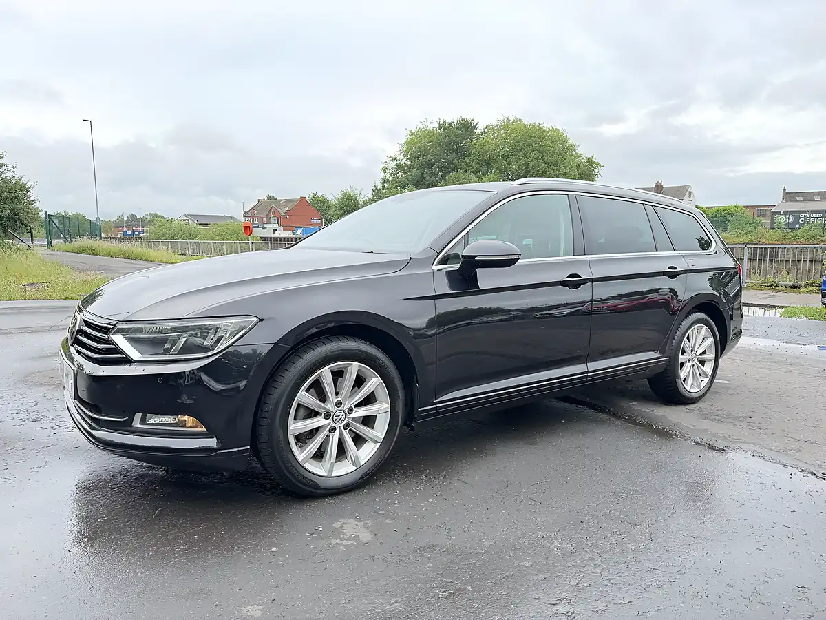 Used 2017 Volkswagen Passat Se Business Black - Interior and Exterior details 2