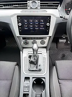 Used 2017 Volkswagen Passat Se Business Black - Interior and Exterior details 7