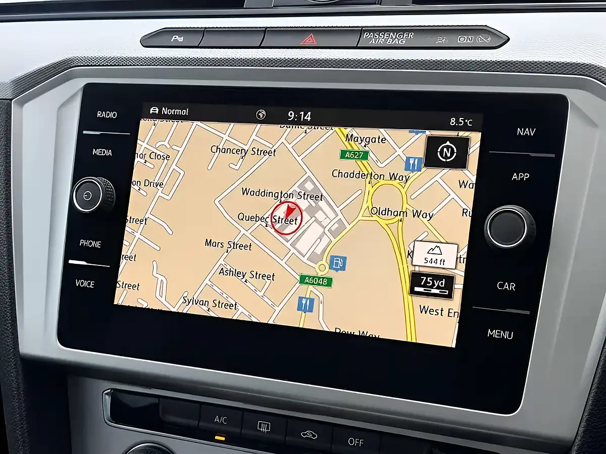 Used 2017 Volkswagen Passat Se Business Black - Interior and Exterior details 13