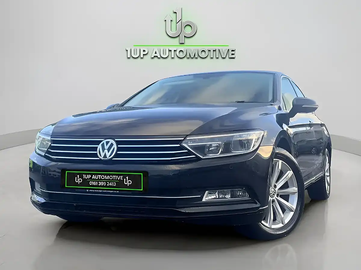 Used 2017 Volkswagen Passat Se Business Black - Interior and Exterior details 4