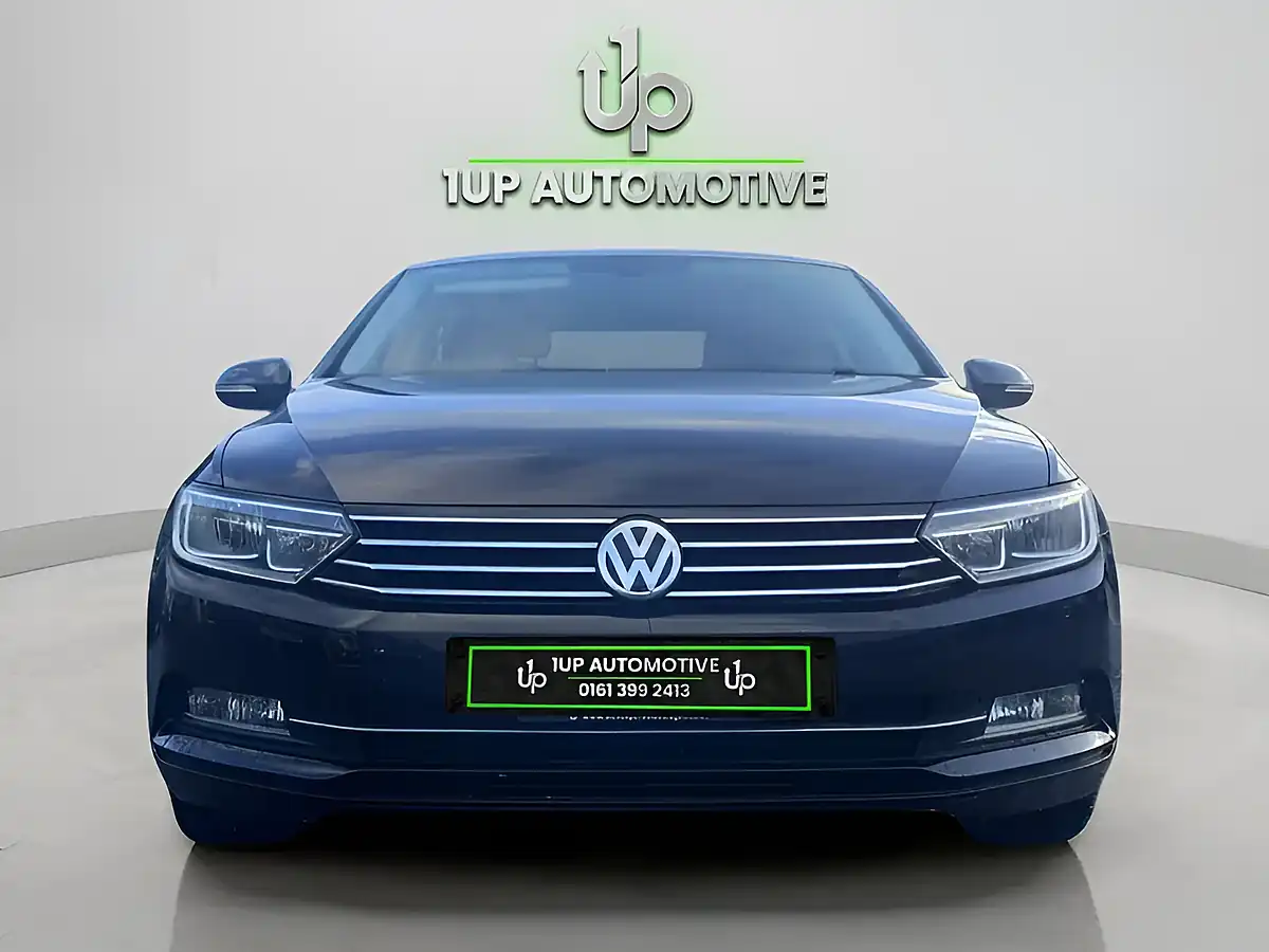 Used 2017 Volkswagen Passat Se Business Black - Interior and Exterior details 6