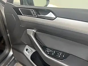 Used 2017 Volkswagen Passat Se Business Grey - Interior and Exterior details 18