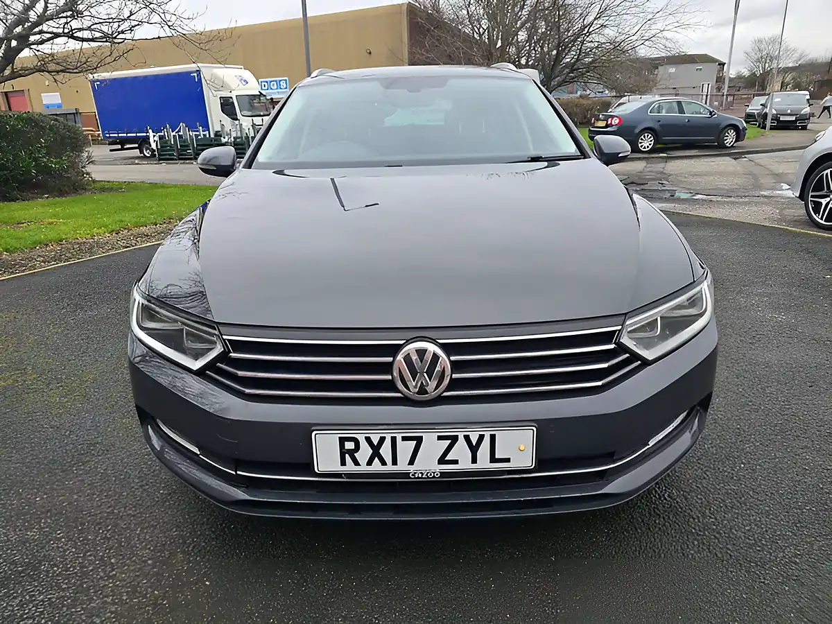Used 2017 Volkswagen Passat Se Business Grey - Interior and Exterior details 2
