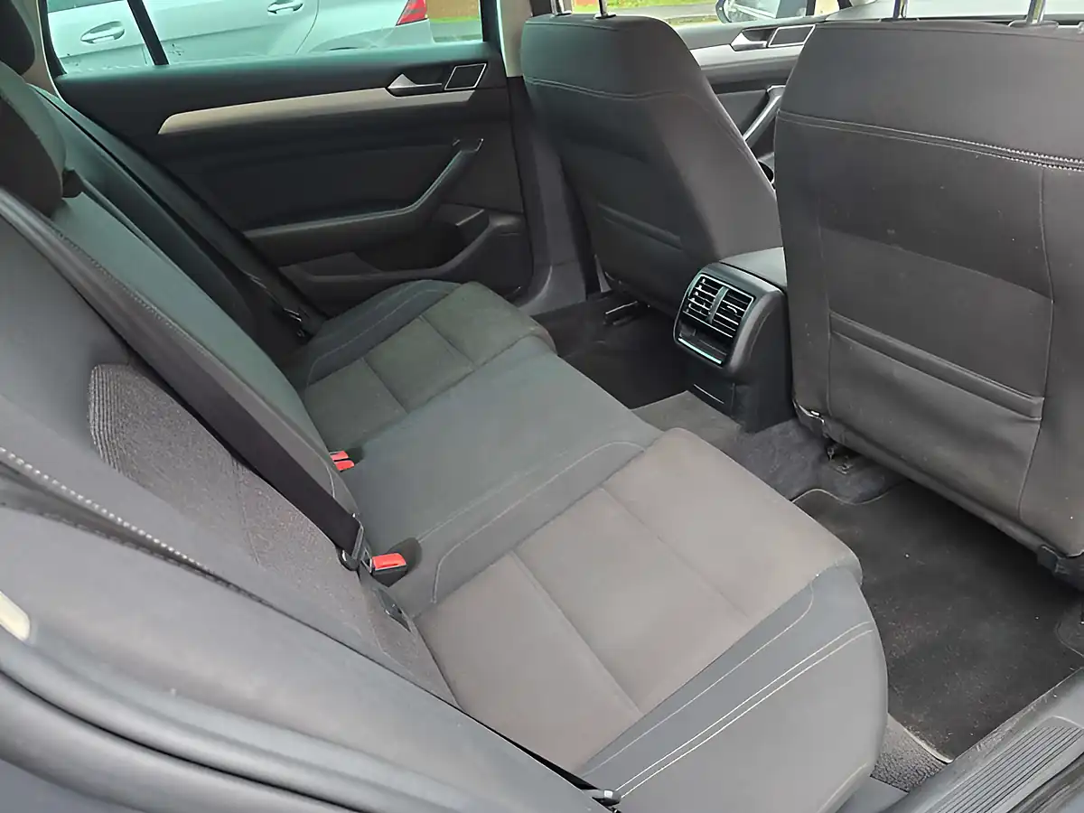 Used 2017 Volkswagen Passat Se Business Grey - Interior and Exterior details 20