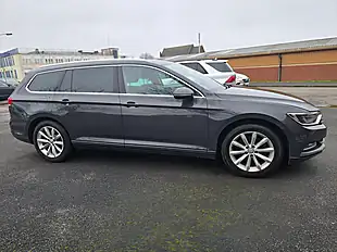 Used 2017 Volkswagen Passat Se Business Grey - Interior and Exterior details 4