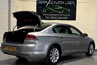 Used 2017 Volkswagen Passat Se Business Silver - Interior and Exterior details 4