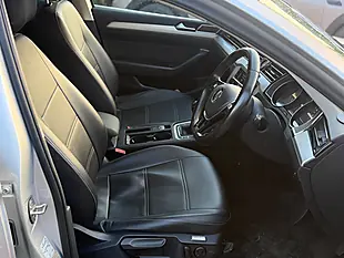 Used 2017 Volkswagen Passat Se Business Silver - Interior and Exterior details 10