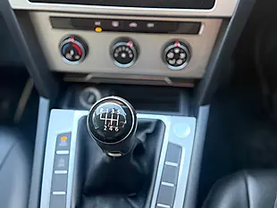 Used 2017 Volkswagen Passat Se Business Silver - Interior and Exterior details 14