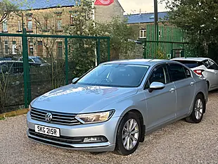 Used 2017 Volkswagen Passat Se Business Silver - Interior and Exterior details 7