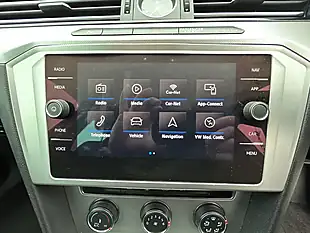 Used 2017 Volkswagen Passat Se Business Silver - Interior and Exterior details 14