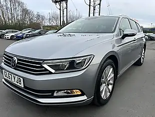 Used 2017 Volkswagen Passat Se Business Silver - Interior and Exterior details 18