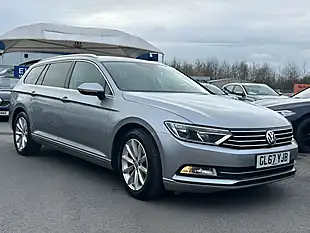 Used 2017 Volkswagen Passat Se Business Silver - Interior and Exterior details 4