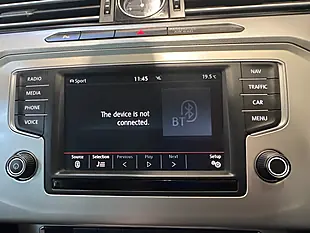 Used 2017 Volkswagen Passat Se Business White - Interior and Exterior details 11