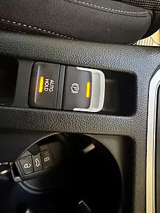 Used 2017 Volkswagen Passat Se Business White - Interior and Exterior details 16