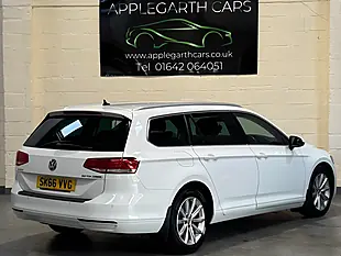 Used 2017 Volkswagen Passat Se Business White - Interior and Exterior details 4