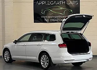 Used 2017 Volkswagen Passat Se Business White - Interior and Exterior details 9