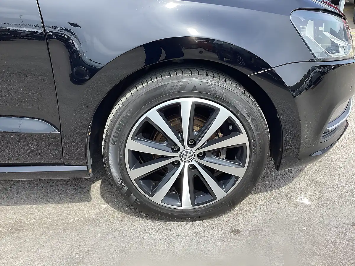 Used 2017 Volkswagen Polo Beats Black - Interior and Exterior details 15