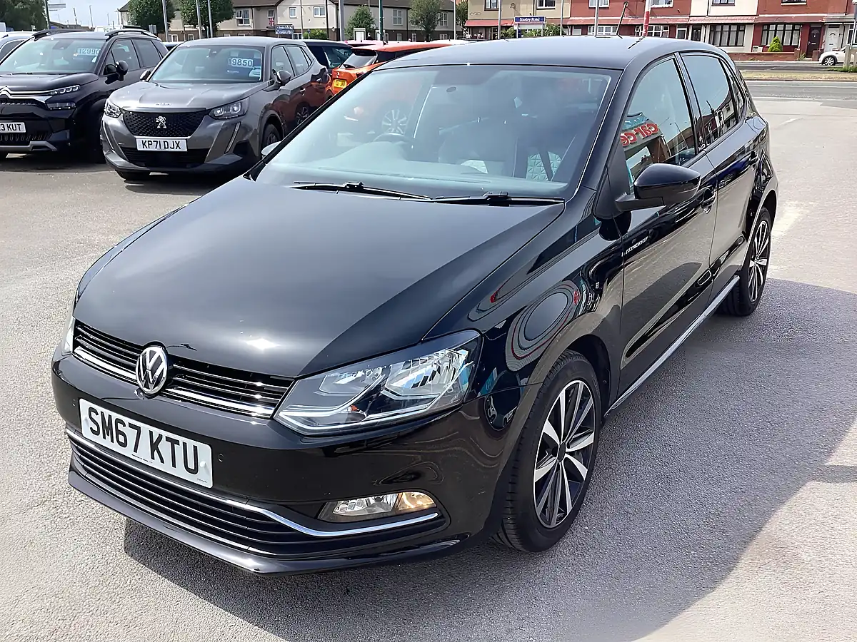 Used 2017 Volkswagen Polo Beats Black - Interior and Exterior details 5
