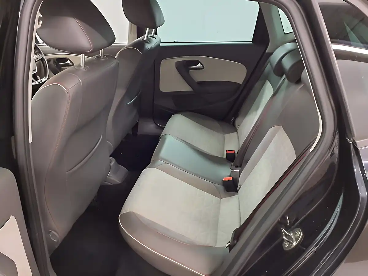 Used 2017 Volkswagen Polo Beats Edition Black - Interior and Exterior details 10