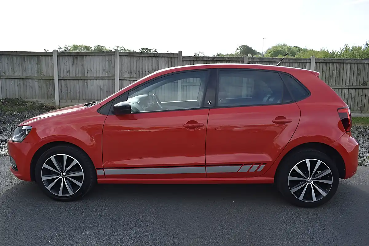 Used 2017 Volkswagen Polo Beats Edition Flash Red - Interior and Exterior details 18