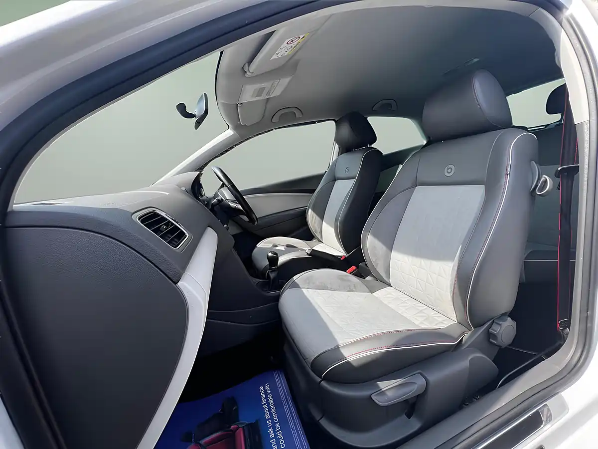 Used 2017 Volkswagen Polo Beats Edition White - Interior and Exterior details 19