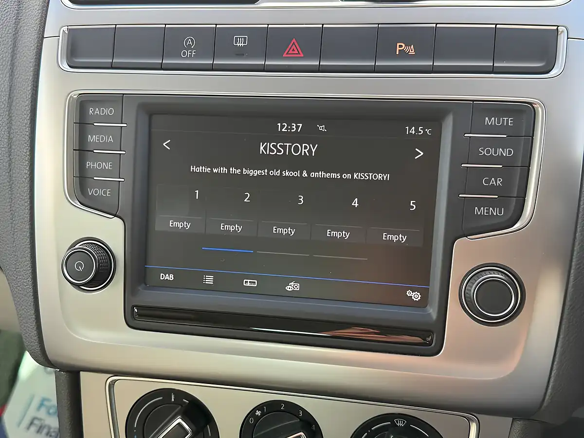 Used 2017 Volkswagen Polo Beats Flash Red - Interior and Exterior details 17