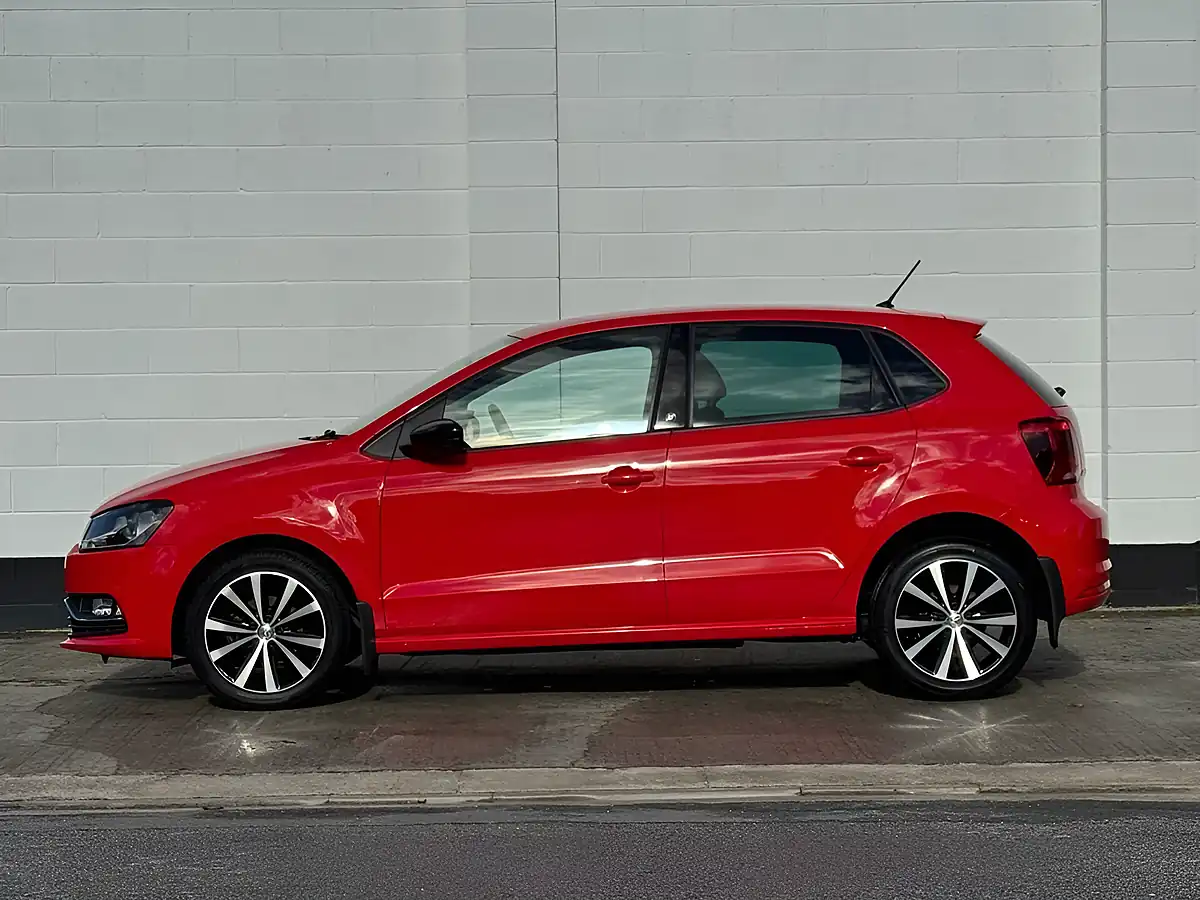 Used 2017 Volkswagen Polo Beats Flash Red - Interior and Exterior details 3