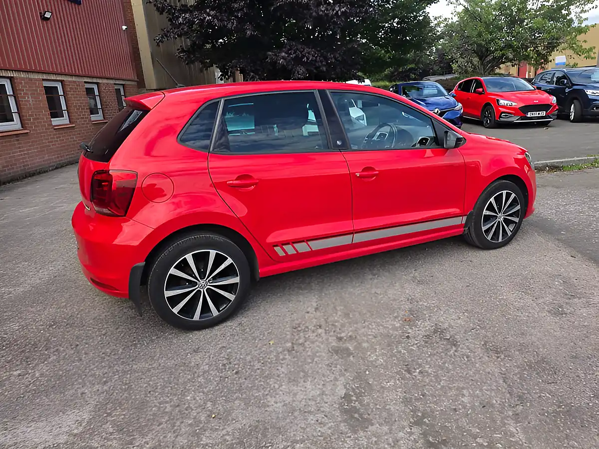 Used 2017 Volkswagen Polo Beats Red - Interior and Exterior details 6