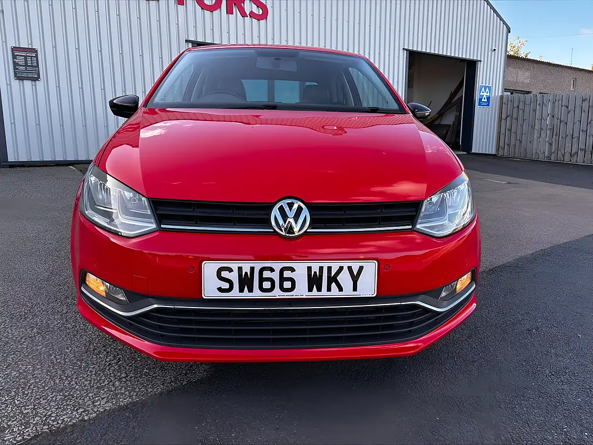 Used 2017 Volkswagen Polo Beats Red - Interior and Exterior details 2