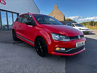 Used 2017 Volkswagen Polo Beats Red - Interior and Exterior details 4