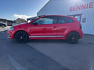 Used 2017 Volkswagen Polo Beats Red - Interior and Exterior details 6
