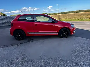 Used 2017 Volkswagen Polo Beats Red - Interior and Exterior details 7