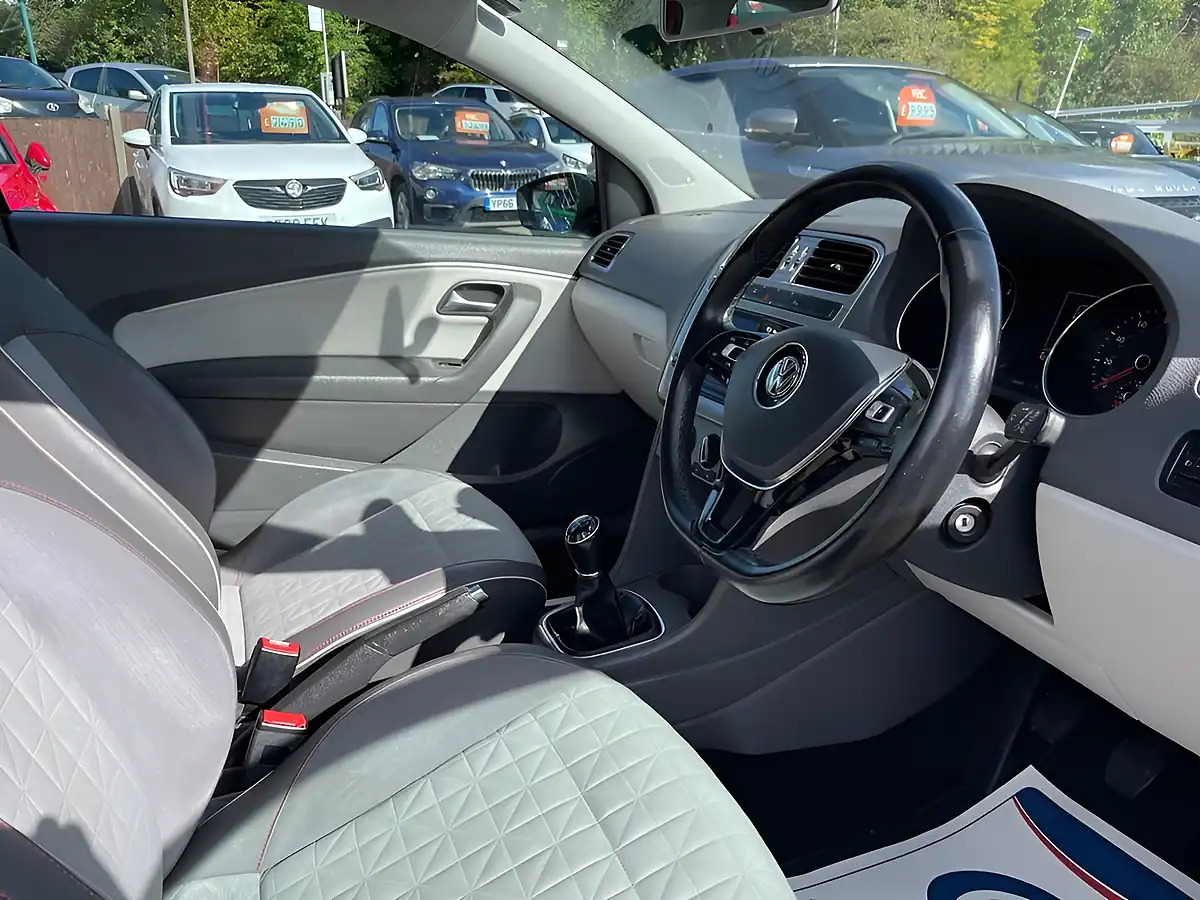 Used 2017 Volkswagen Polo Beats Red - Interior and Exterior details 10