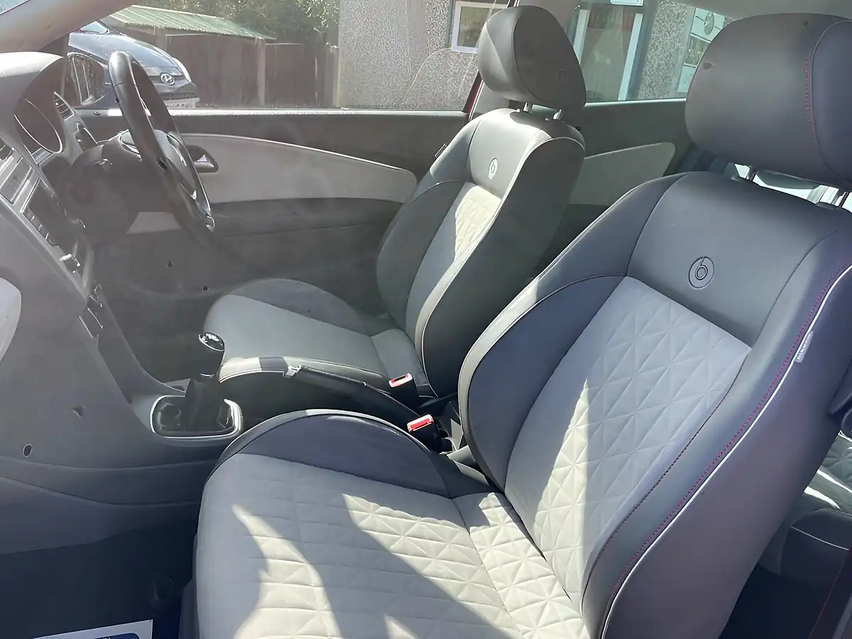 Used 2017 Volkswagen Polo Beats Red - Interior and Exterior details 11