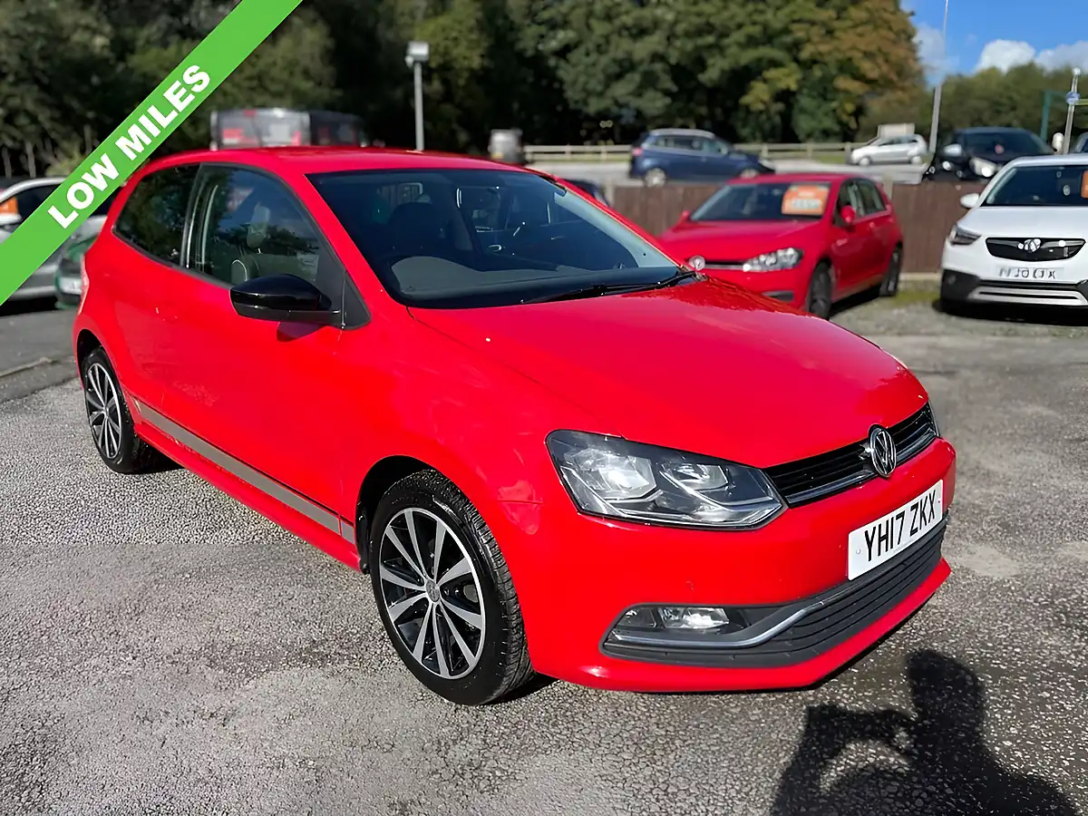 Used 2017 Volkswagen Polo Beats Red - Interior and Exterior details 3