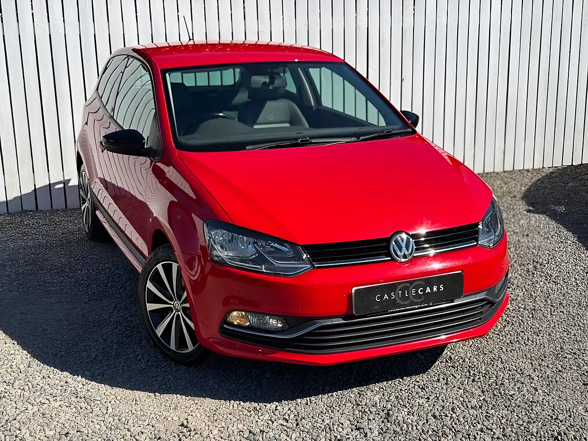Used 2017 Volkswagen Polo Beats Red - Front View