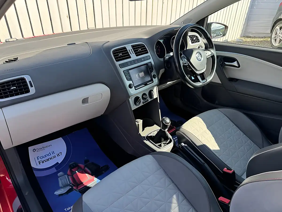 Used 2017 Volkswagen Polo Beats Red - Interior and Exterior details 20