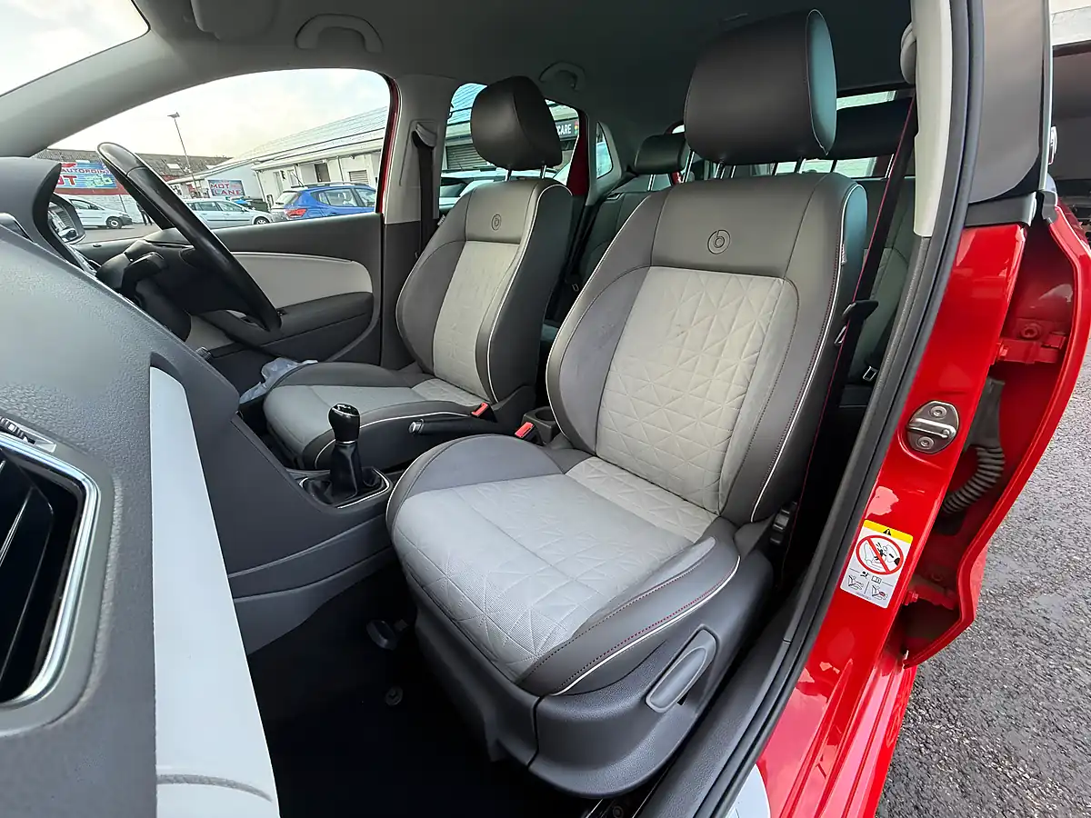 Used 2017 Volkswagen Polo Beats Red - Interior and Exterior details 14