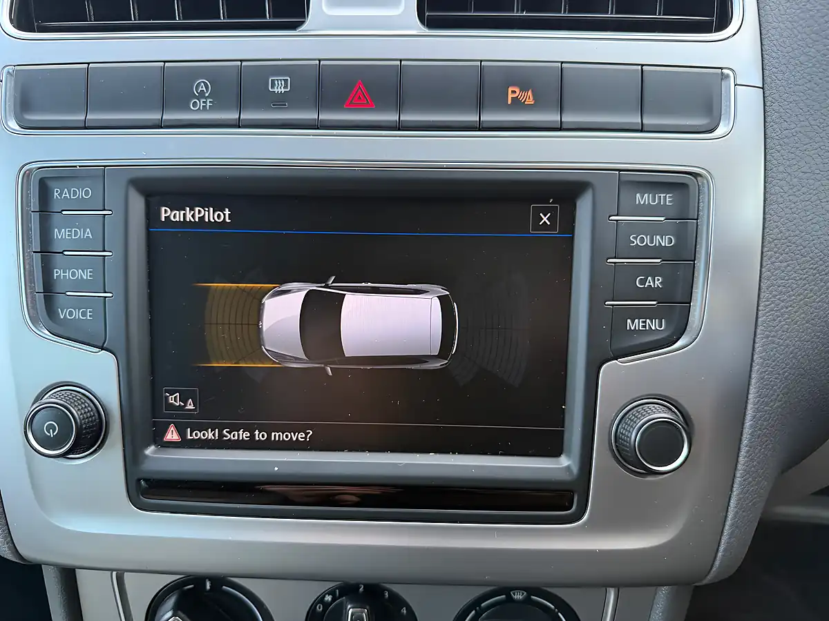 Used 2017 Volkswagen Polo Beats Red - Interior and Exterior details 16