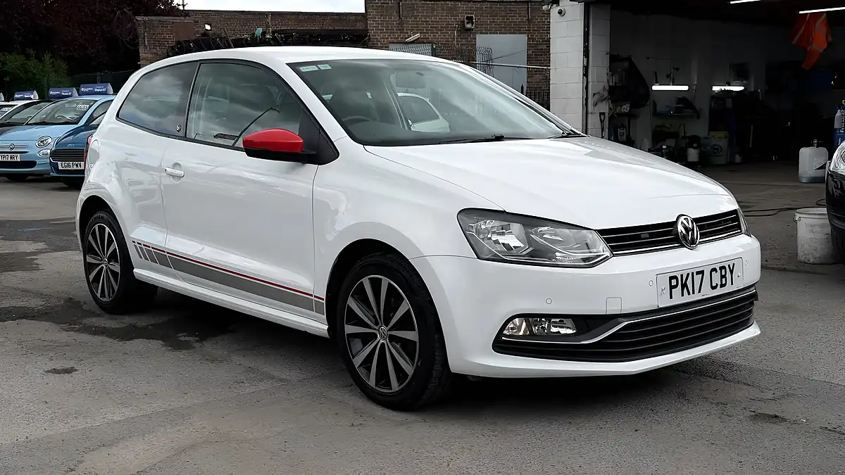 Used 2017 Volkswagen Polo Bluemotion Tech Beats White - Interior and Exterior details 2