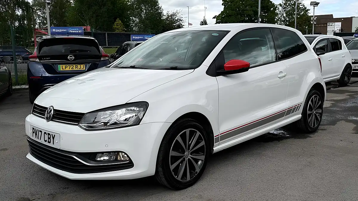 Used 2017 Volkswagen Polo Bluemotion Tech Beats White - Interior and Exterior details 8