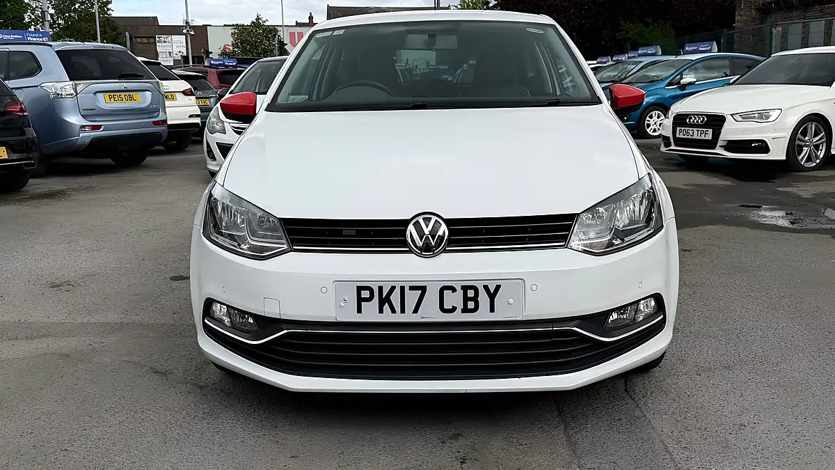 Used 2017 Volkswagen Polo Bluemotion Tech Beats White - Interior and Exterior details 9