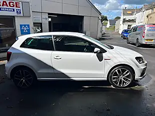 Used 2017 Volkswagen Polo Bluemotion Tech GTI White - Interior and Exterior details 4